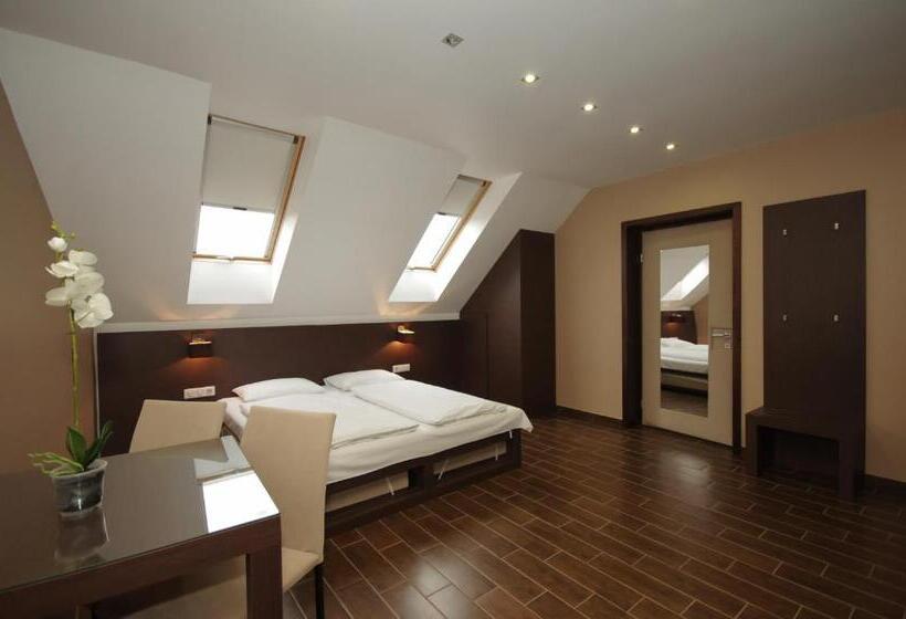 اتاق استاندارد, Royal Residence Apartments
