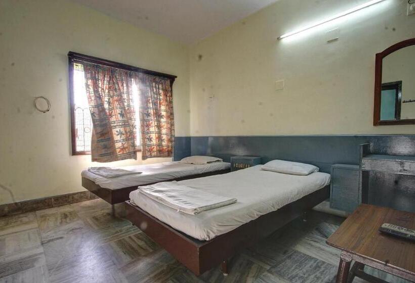 三人经典房间, Spot On Hotel Anandha