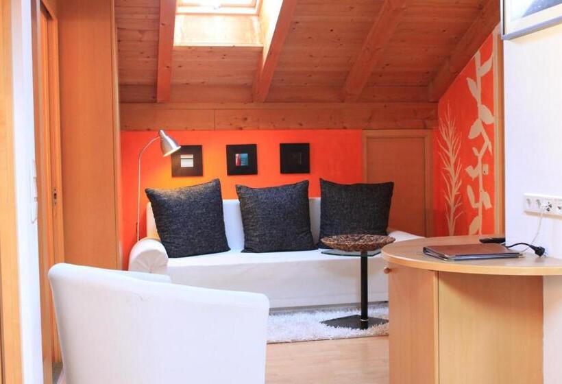 Апартаменты 2 Спальни, Aparthotel Christophorus