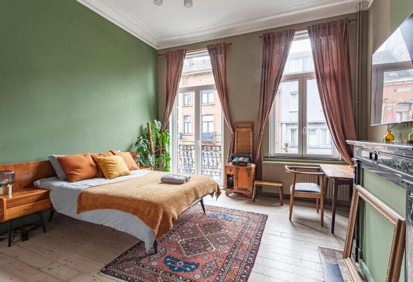 ویلای 1 خوابه, Comenstay Brussels