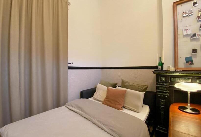 آپارتمان 1 خوابه همکف, Comenstay Brussels