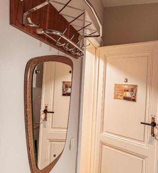 ویلای 1 خوابه, Comenstay Brussels