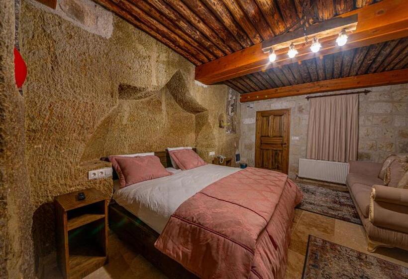 Люкс Повышенной Комфортности, Belenus Cave House