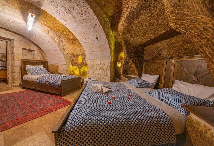 Люкс с гидромассажем, Belenus Cave House
