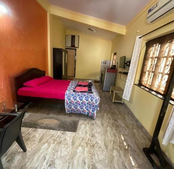 اتاق لوکس, Jason Guest House