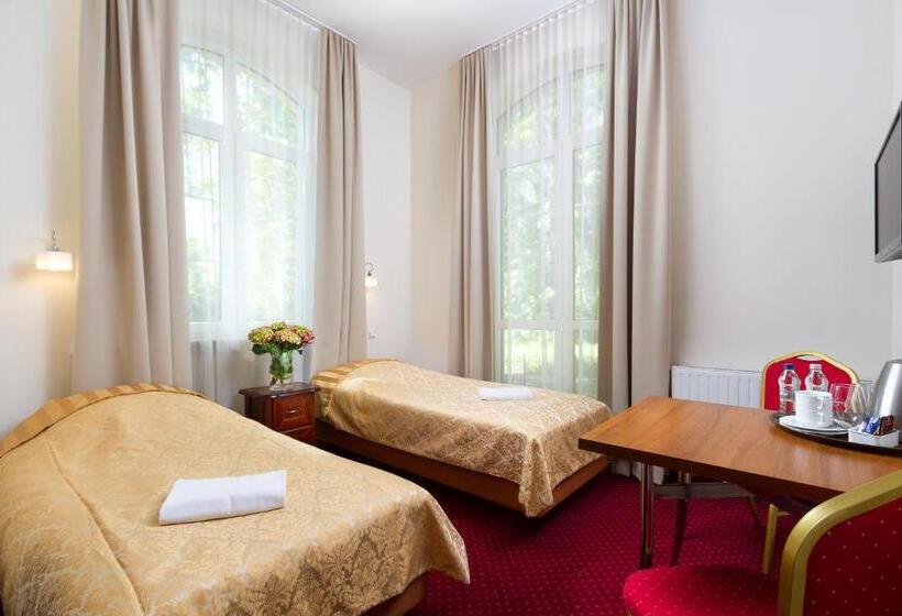 Номер Стандарт, Modlin Palace