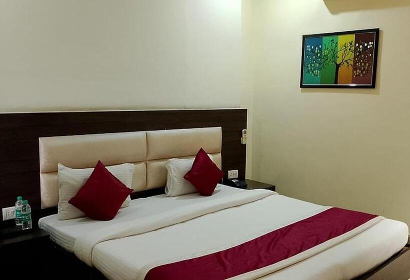 Номер Deluxe, Veena Regency