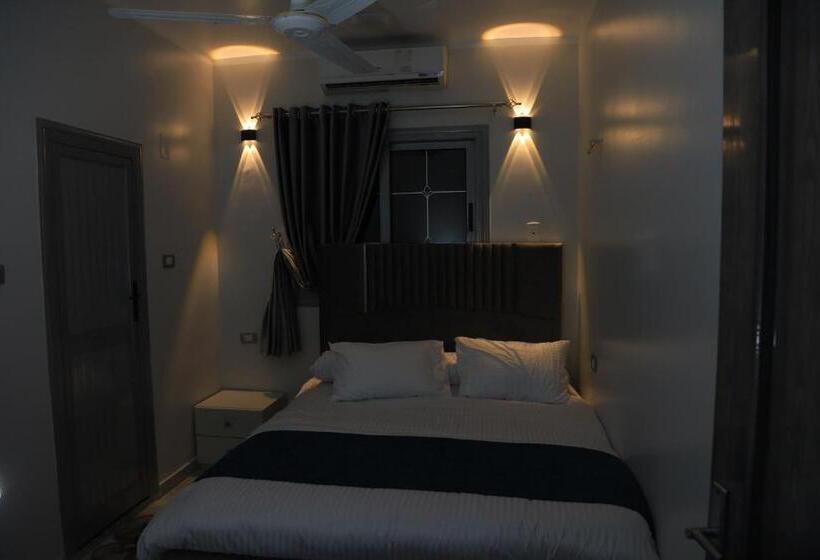 اتاق استاندارد با چشم‌انداز دریا, Crystala Guest House
