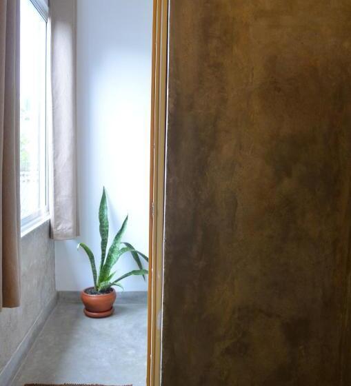 标准房带园景, The Stables Hotel Midigama