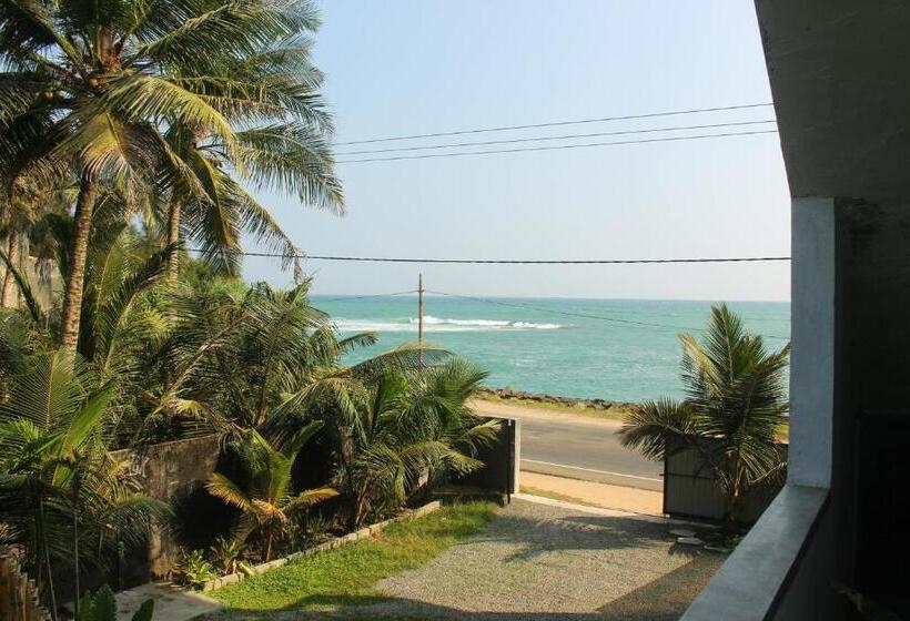 标准间, The Stables Hotel Midigama