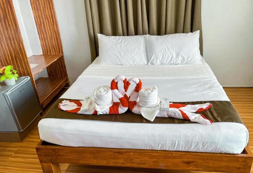 Номер Deluxe, Funtasea Hotel And Beach Resort