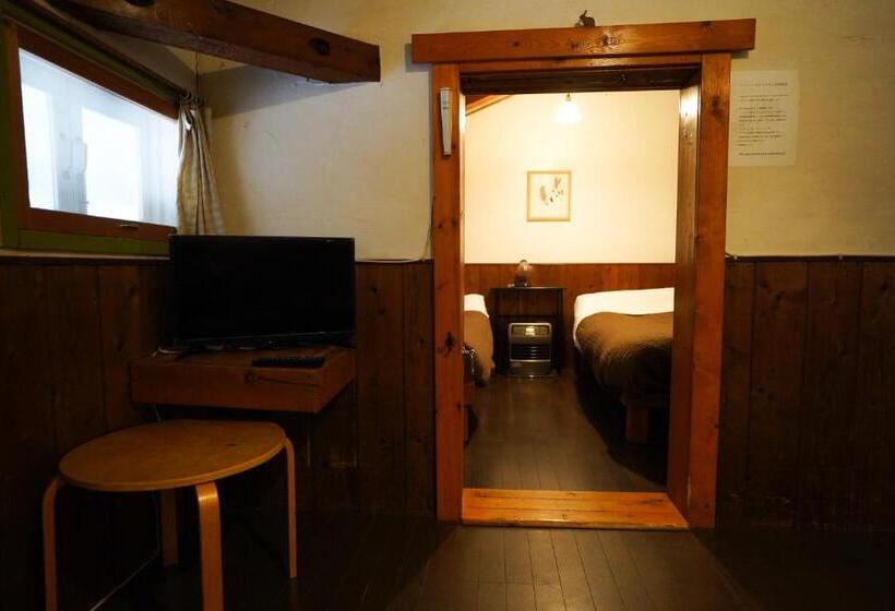 Camera Standard Bagno Condiviso, ありえすか Alyeska