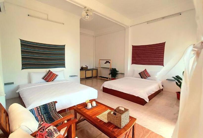 اتاق استاندارد چهار تخته با چشم‌انداز دریا, Maidi Homestay Mui Ne