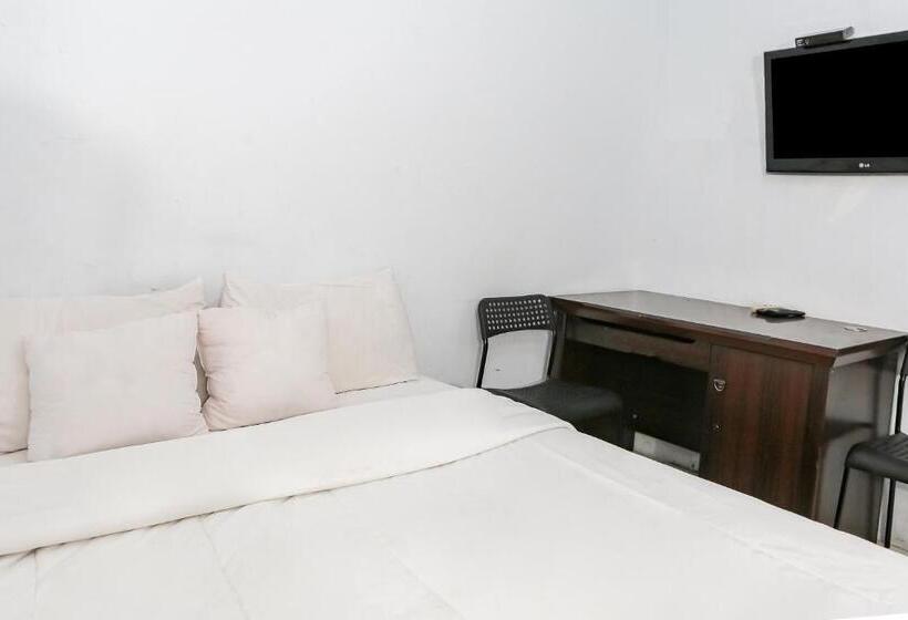 Номер Стандарт, Spot On 93515 Pulo Gebang Guest House