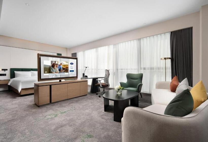 스위트, Hampton By Hilton Guangzhou Renhe Baiyun Airport Free Airport Shuttle Bus