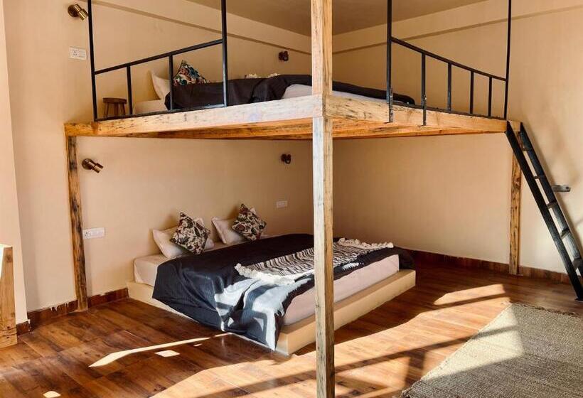 اتاق سوپریور با چشم‌انداز کوهستان, Grham Hostel Kasol, Katagla
