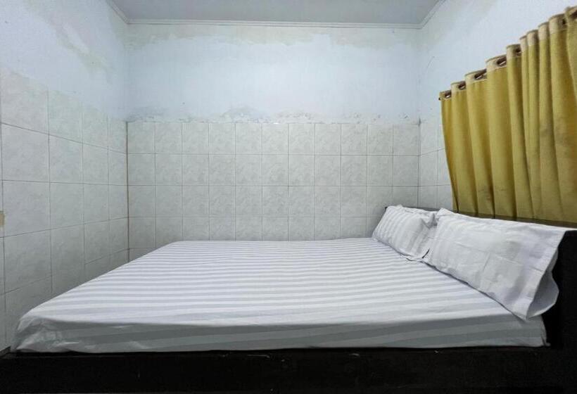 Номер Стандарт, Oyo 93429 Pondok Surya