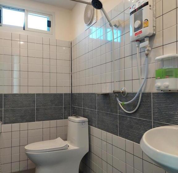 Номер Стандарт Вид на Сад, Raintrary House