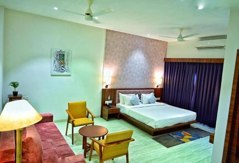 Президентский Люкс, The One Hotel Nashik