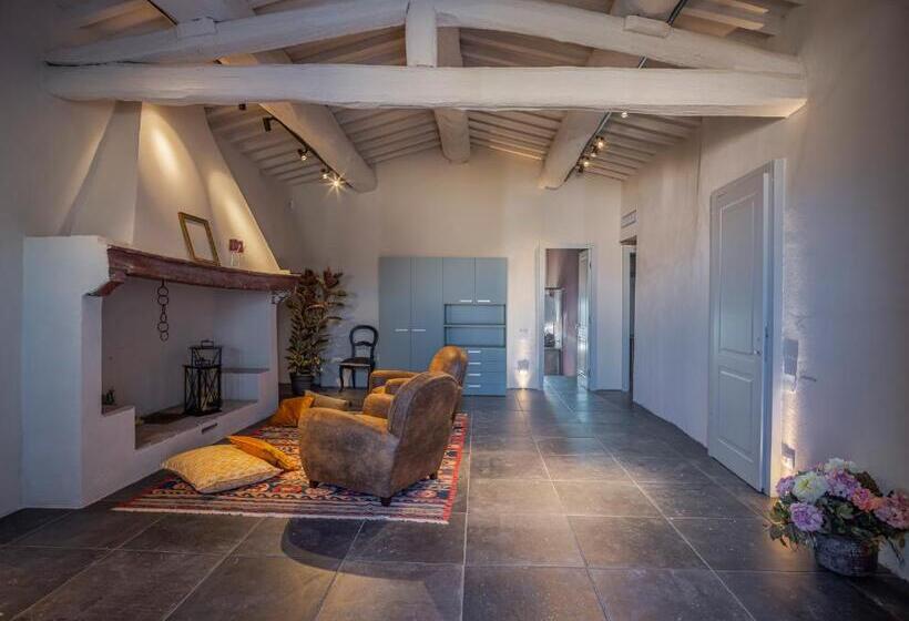 Номер Deluxe Кровать Кинг, Relais Borgo Elissa