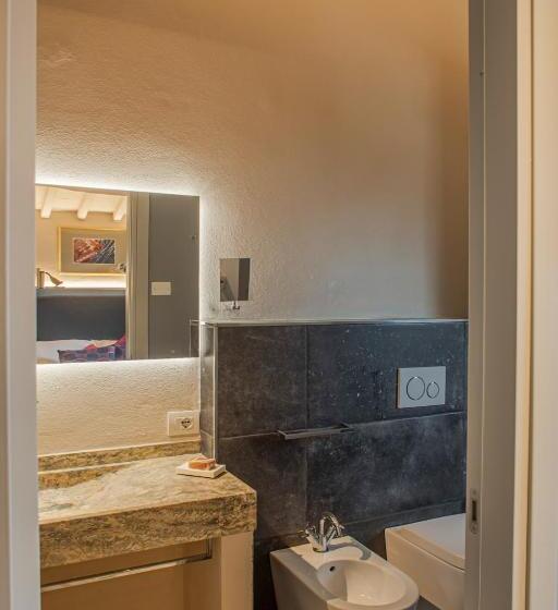 Номер Deluxe Кровать Кинг, Relais Borgo Elissa