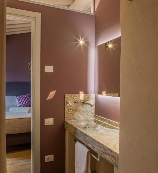 Номер Deluxe Кровать Кинг, Relais Borgo Elissa
