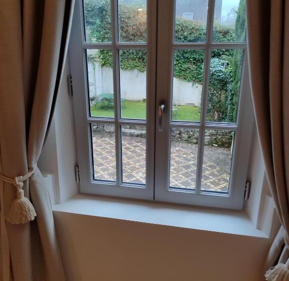 ガーデンビュースタンダードルーム, Maison D Hôtes Prince Face Au Château Du Clos Luce