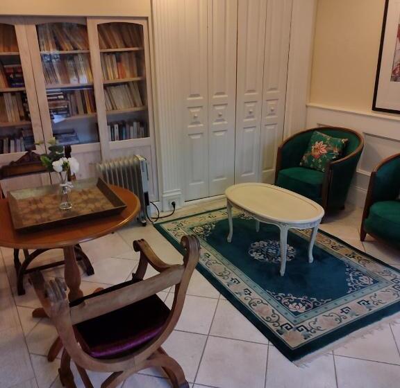 ガーデンビュースタンダードルーム, Maison D Hôtes Prince Face Au Château Du Clos Luce