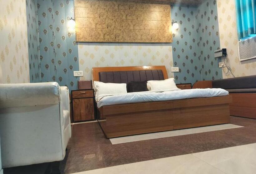 带大床的高级房间, Eagle Nest Guest House