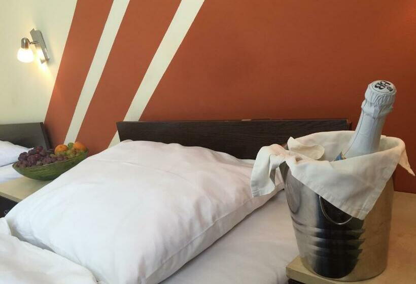 Номер Стандарт, City Hotel Agoston