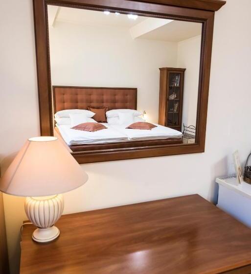 Номер Стандарт, Golden Royal Boutique Hotel & Spa