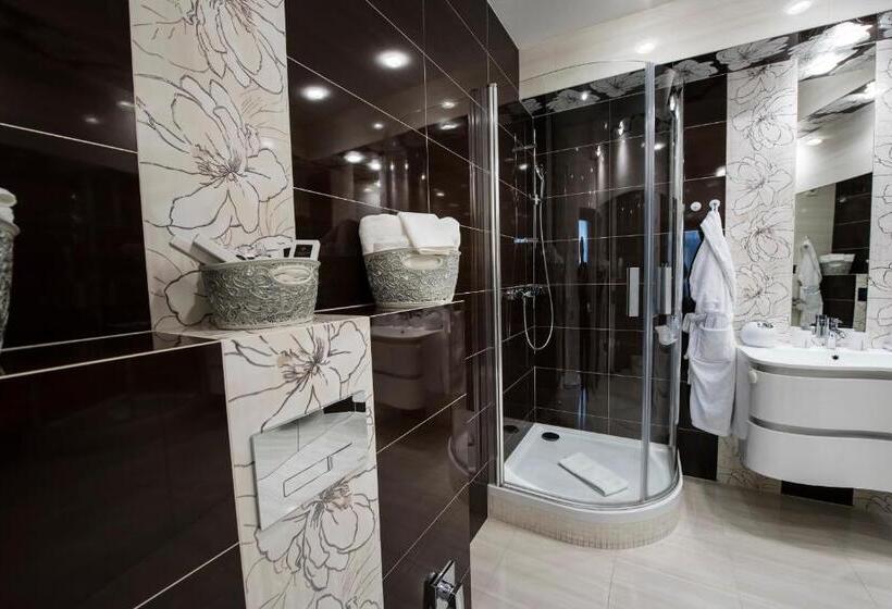 Номер Стандарт, Golden Royal Boutique Hotel & Spa