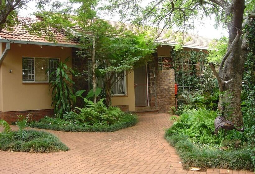 Номер Стандарт, Selati 103 Guest Cottages
