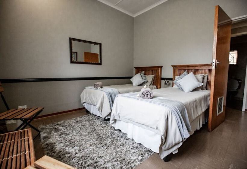 Семейный Номер, Selati 103 Guest Cottages