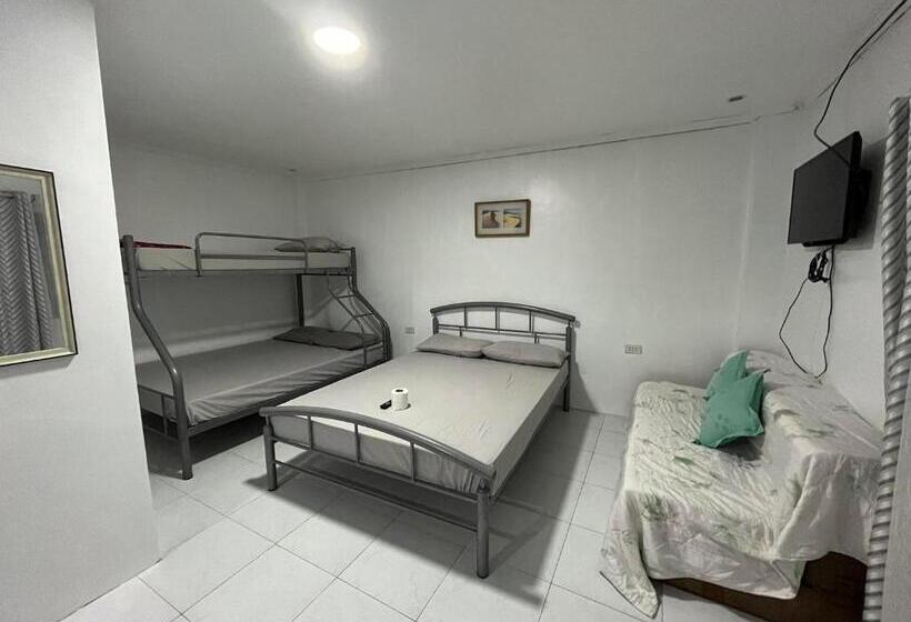 패밀리 룸, Nolina S Transient Rooms   Alaminos, Pangasinan