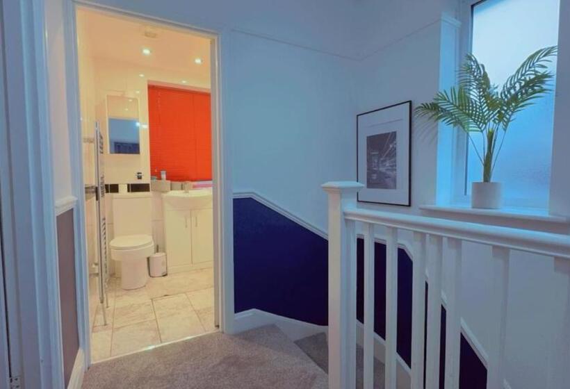 Номер Economy, Cozy Room In London