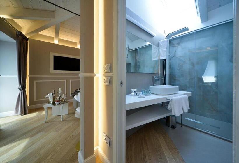 Номер Deluxe с Балконом, Eleìra Luxury Accomodations