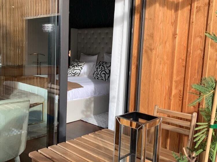 Номер Deluxe, La Cabane D Ambroise
