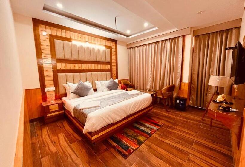 디럭스 룸, Lee Green, On Mall Road Manali