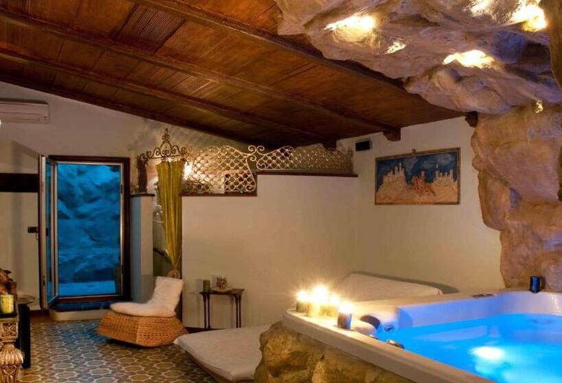 Люкс Deluxe Кровать Кинг, Resort Sabino