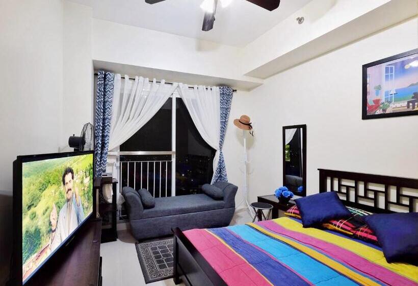 استودیو خانوادگی, The Captain’s Cabin Tagaytay