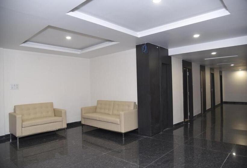 Номер Deluxe, Variety Inn