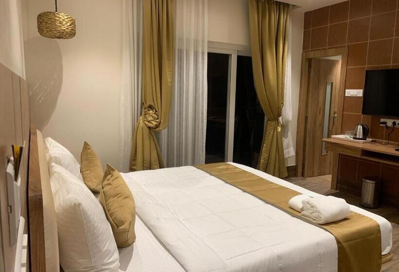 Стандартный Номер Кровать Кинг, Damodar River Retreat, Uluberia