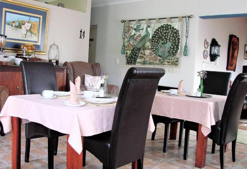 اتاق استاندارد, Room In Bb   Sesriem Double Room   Amarachi Bed Breakfast