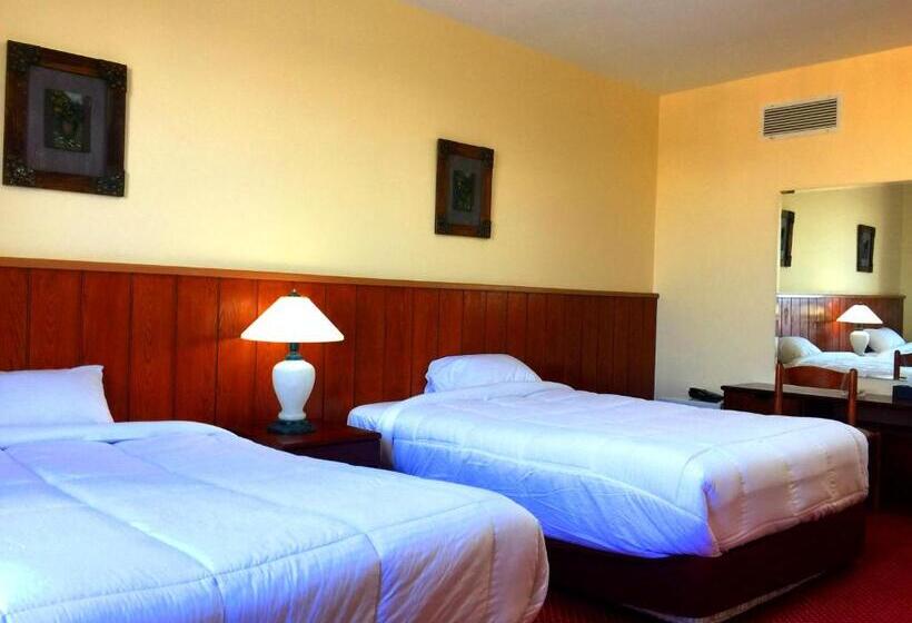 سوییت خانوادگی, Regency Hotel Hebron