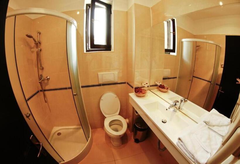 اتاق استاندارد, Baia Rosie Resort