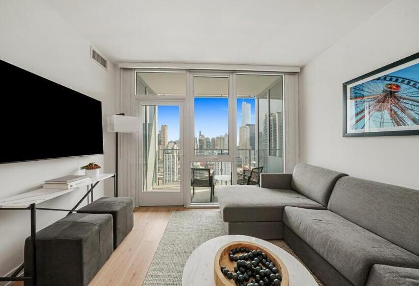 Suite 2 Quartos, Level Chicago River North