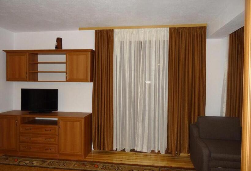 스탠다드 스튜디오 킹침대, Ognyanovata Guest House
