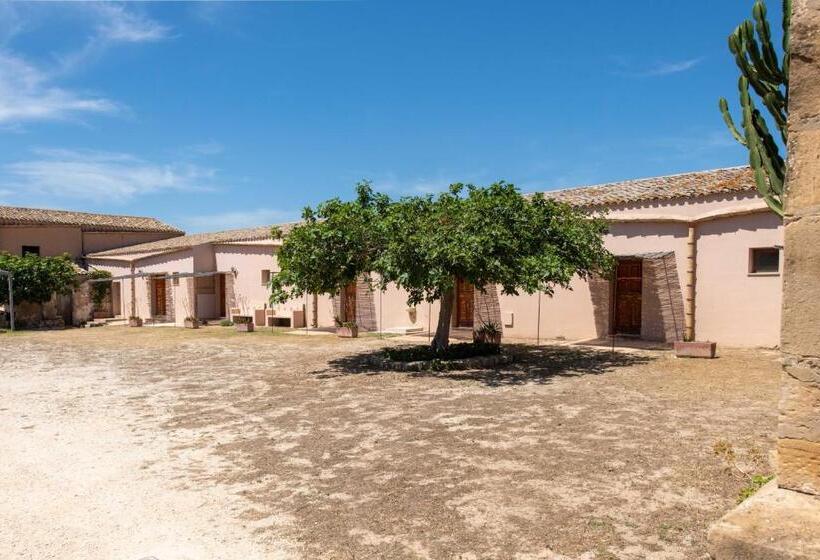 اتاق سوپریور سه تخته, Maragani Beach Rooms & Breakfast