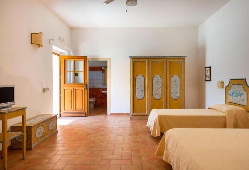 اتاق استاندارد سه نفره, Maragani Beach Rooms & Breakfast